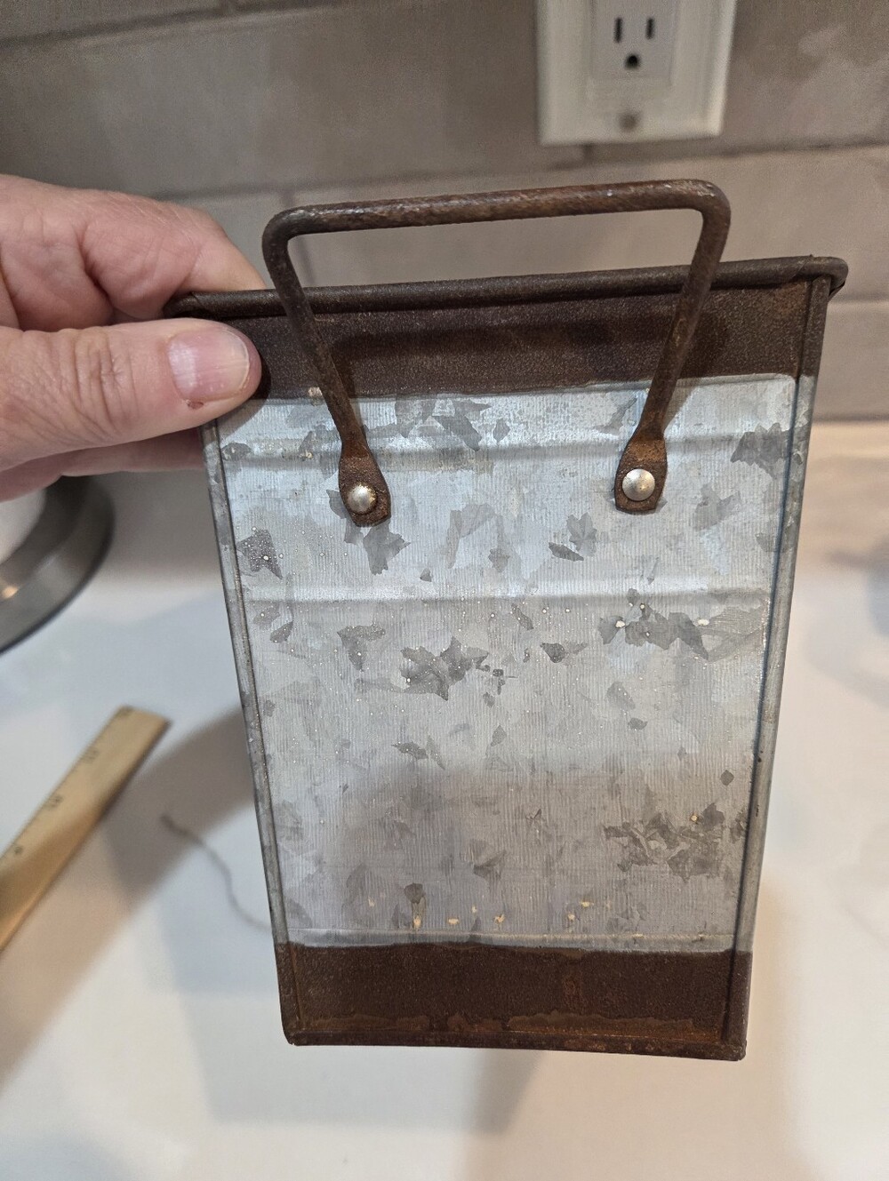 Farmhouse Metal Container - Picture 7 of 7